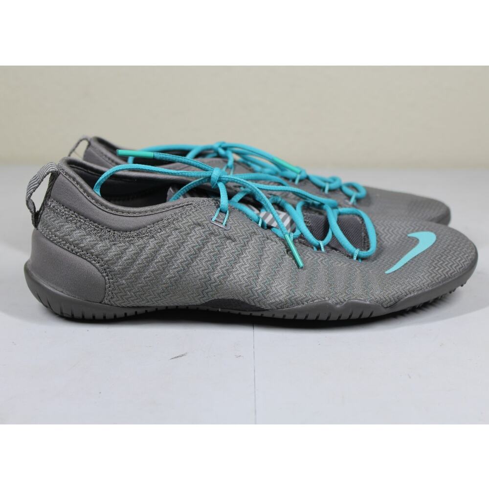 Nike Women's Free 1.0 Cross Bionic Training Sneakers size 8